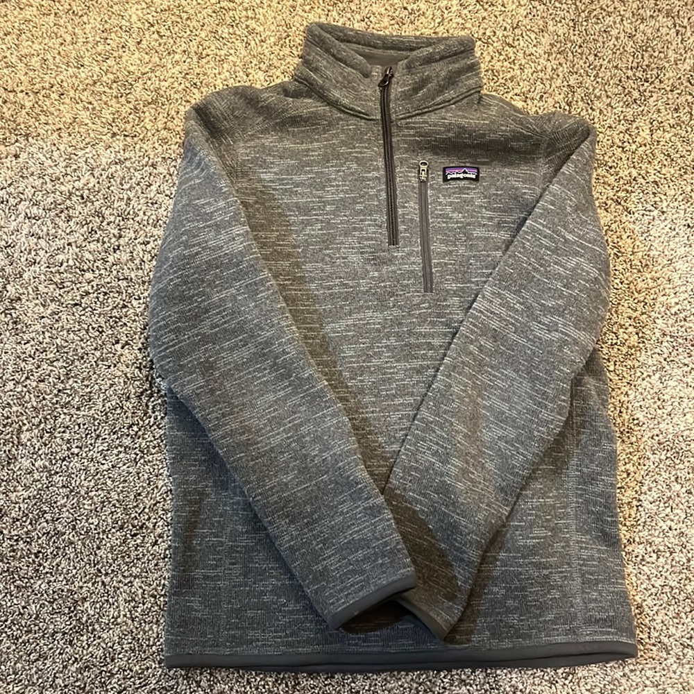 Patagonia 1/4 zip up fleece